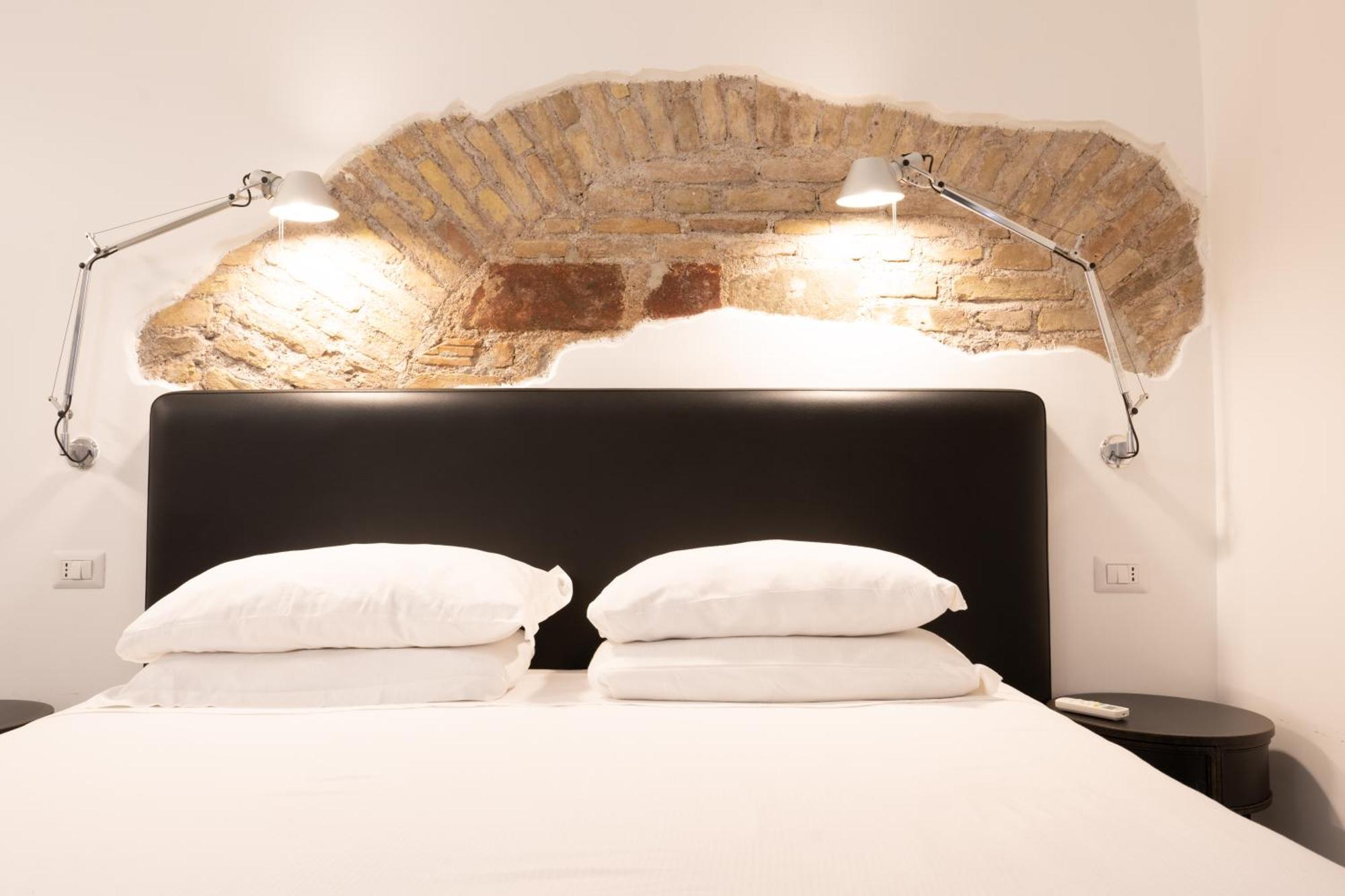 Inn Urbe Colosseo Rome Exterior photo